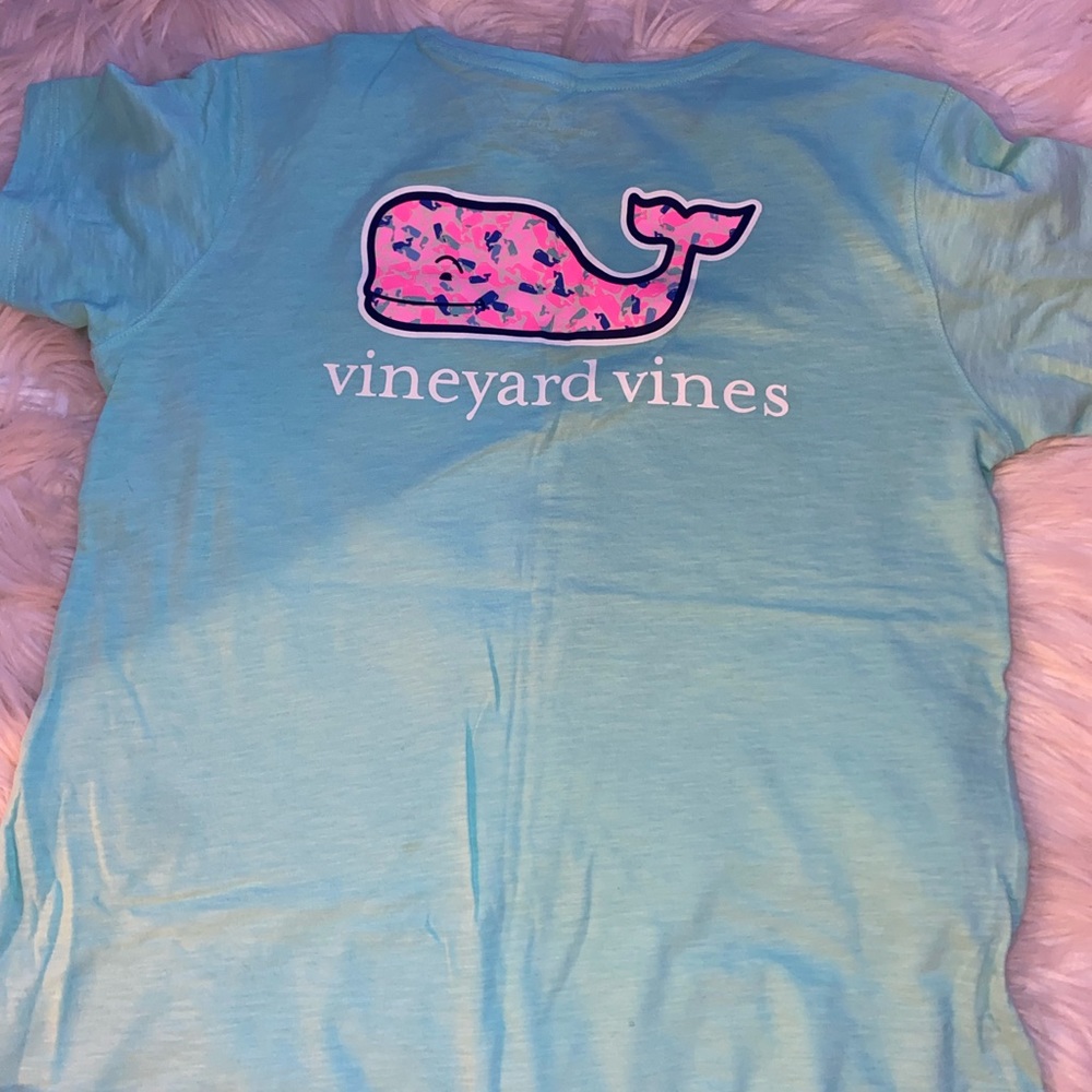 Vineyard Vines graphic tee, youth XL